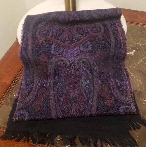 Christian dior scarf - Picture 3 of 3